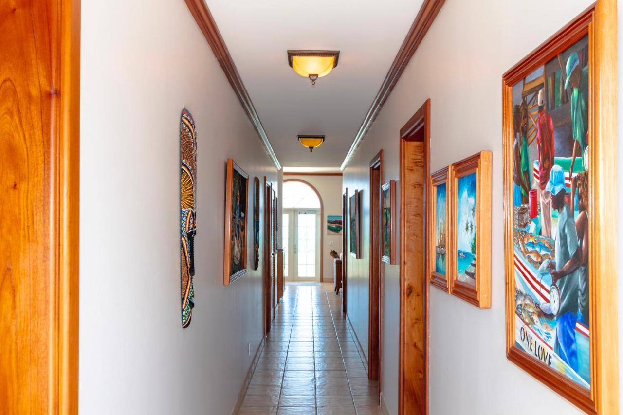 Tara Del Sol Resort San Pedro  Εξωτερικό φωτογραφία
