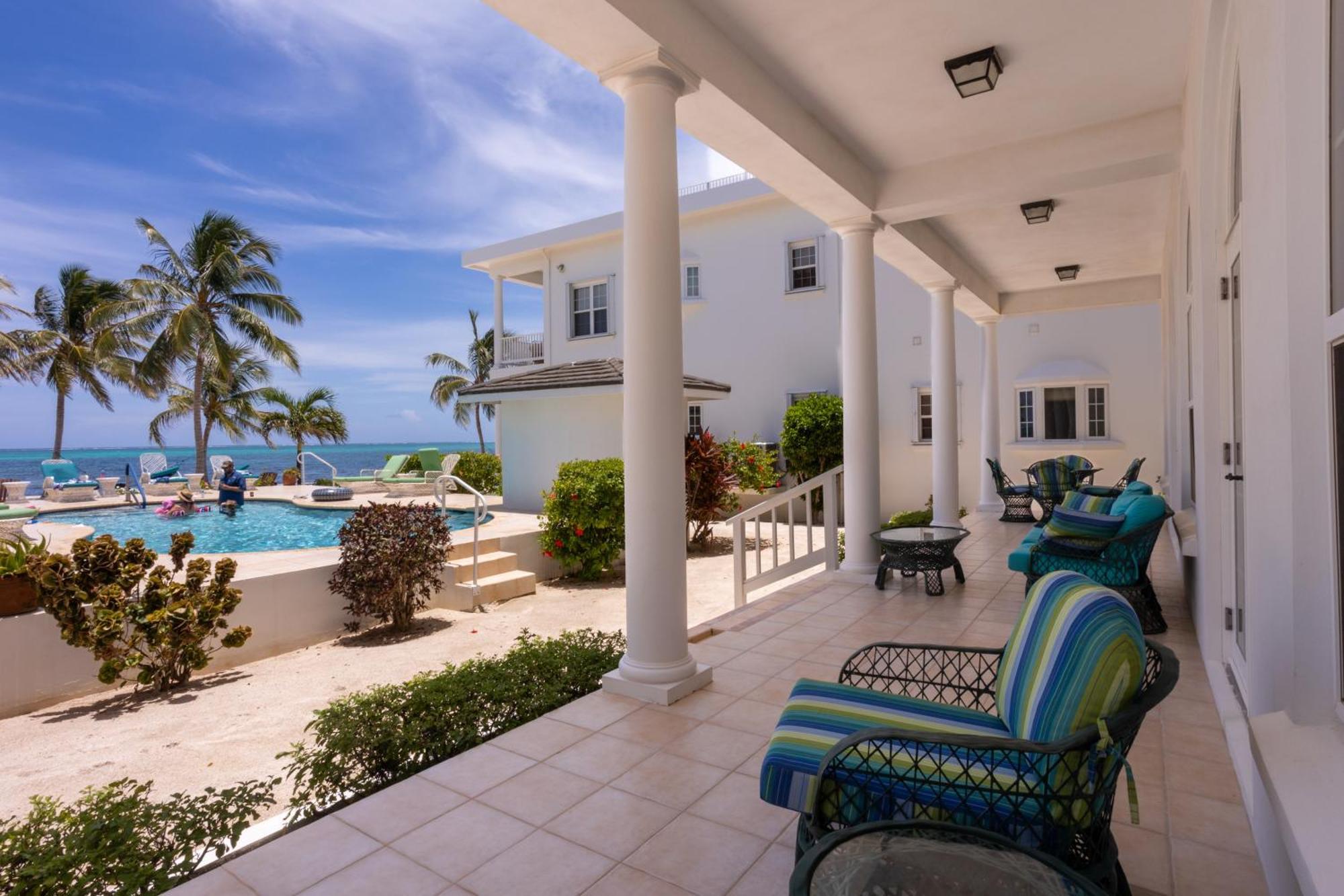 Tara Del Sol Resort San Pedro  Εξωτερικό φωτογραφία